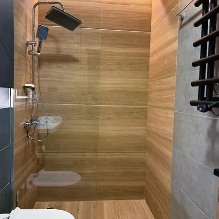 Tara Panorama Apartment *